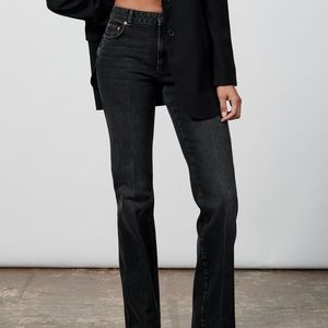 Zara full length jeans!! Brand new!!! Never worn